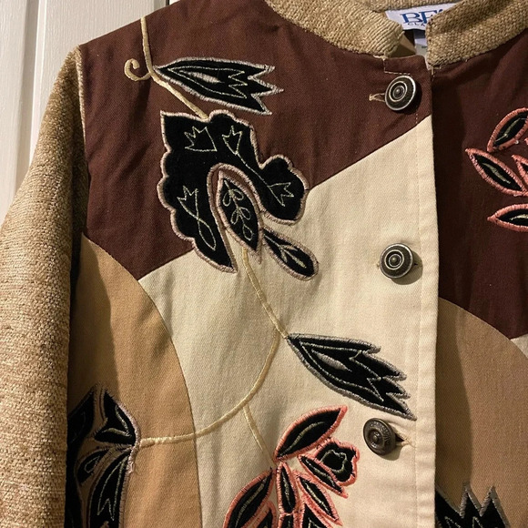 BFA Classics chenille and tweed y2k button up jacket-size 8 EUC - Picture 3 of 9